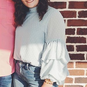 Puff sleeve top